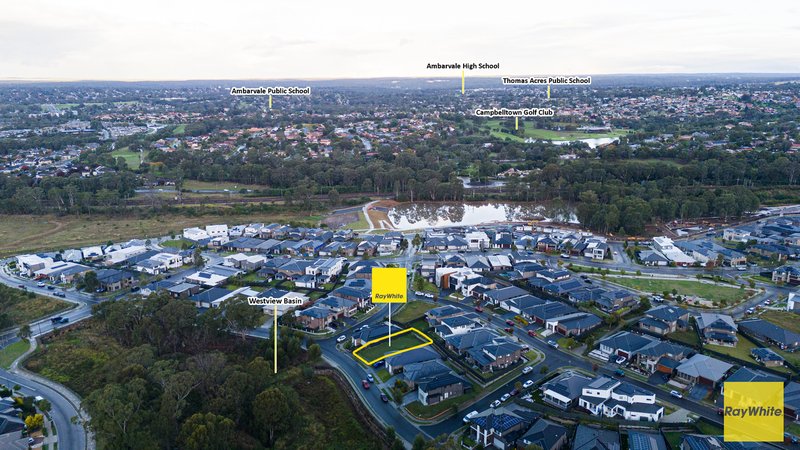 Photo - 17 Westview Street, Campbelltown NSW 2560 - Image 6