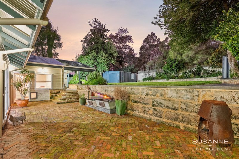 Photo - 17 Wheelwright Road, Lesmurdie WA 6076 - Image 30