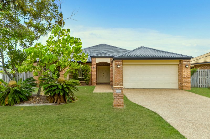 17 Whitfield Crescent, North Lakes QLD 4509