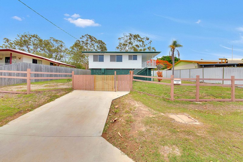 17 Whiting Street, Toolooa QLD 4680