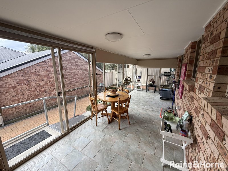 Photo - 1/7 Whitney Place, Orange NSW 2800 - Image 10