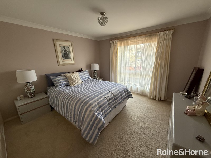 Photo - 1/7 Whitney Place, Orange NSW 2800 - Image 11