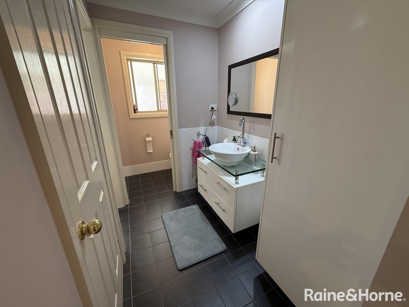 Photo - 1/7 Whitney Place, Orange NSW 2800 - Image 16