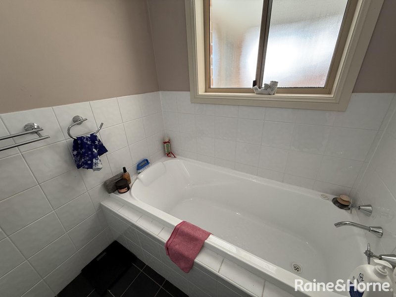 Photo - 1/7 Whitney Place, Orange NSW 2800 - Image 17