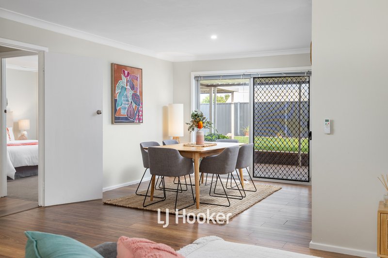 Photo - 17 Wickham Way, Australind WA 6233 - Image 11