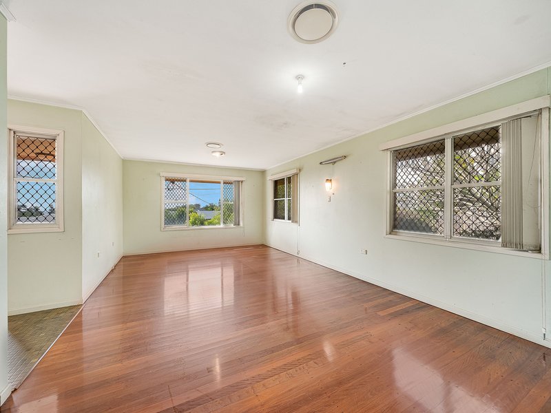 Photo - 17 Wilguy Crescent, Buderim QLD 4556 - Image 6