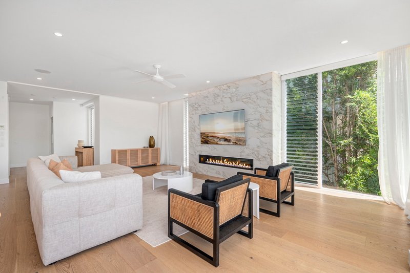 Photo - 1/7 William Street, Noosaville QLD 4566 - Image 4