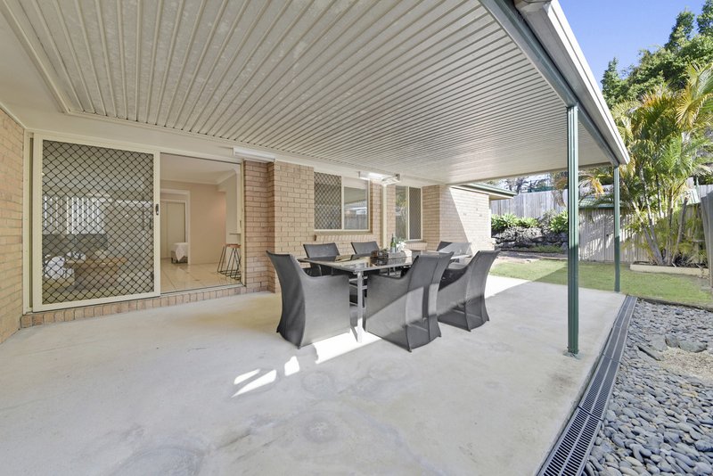 Photo - 17 Wimbledon Circuit, Carseldine QLD 4034 - Image 19