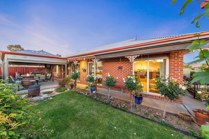 Photo - 17 Windermere Boulevard, Pakenham VIC 3810 - Image 15