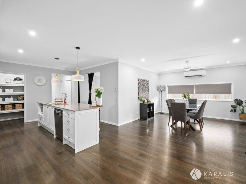 Photo - 17 Windsor Avenue, Yarrabilba QLD 4207 - Image 7