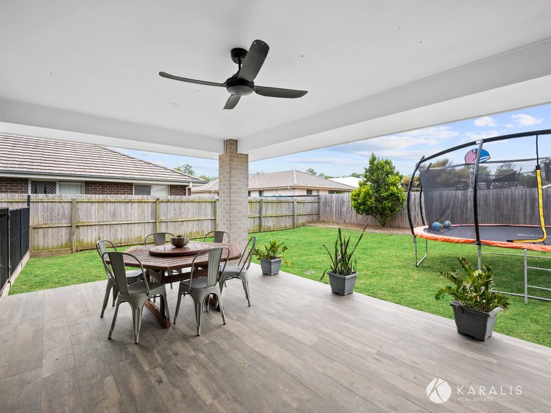 Photo - 17 Windsor Avenue, Yarrabilba QLD 4207 - Image 17