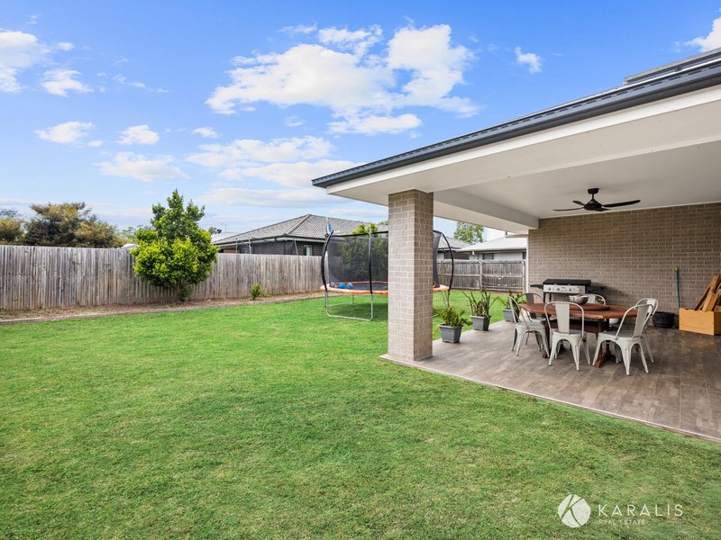 Photo - 17 Windsor Avenue, Yarrabilba QLD 4207 - Image 18