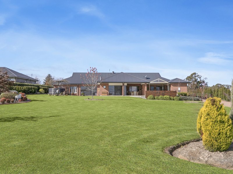 17 Windsor Crescent, Moss Vale NSW 2577