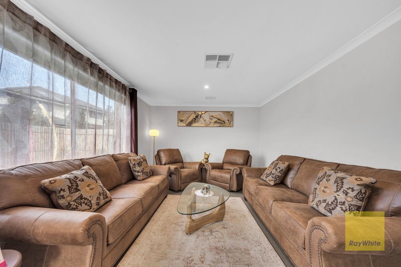 Photo - 17 Wingfield Parkway, Williams Landing VIC 3027 - Image 13