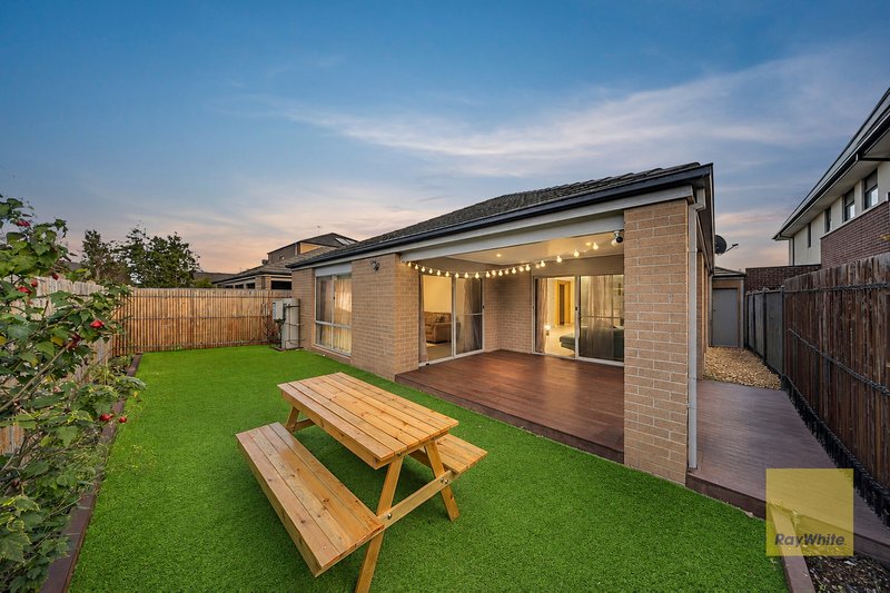 Photo - 17 Wingfield Parkway, Williams Landing VIC 3027 - Image 19