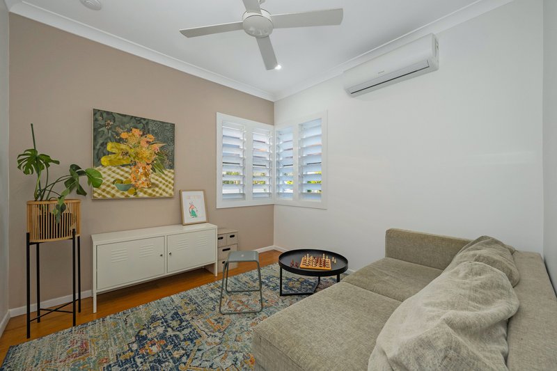 Photo - 17 Winifred Street, Mundingburra QLD 4812 - Image 14