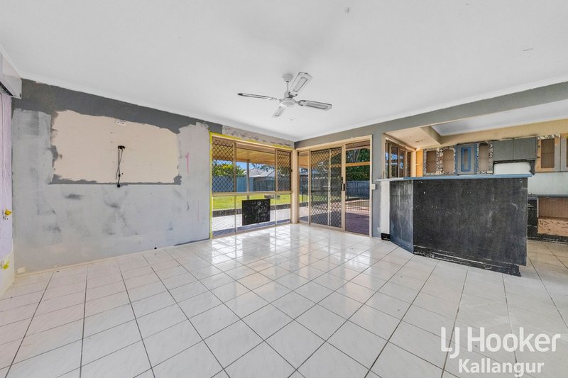 Photo - 17 Winter Road, Kallangur QLD 4503 - Image 8