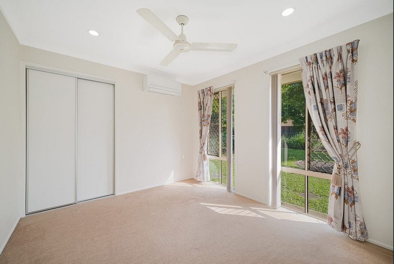 Photo - 17 Winzear Drive, Kallangur QLD 4503 - Image 8