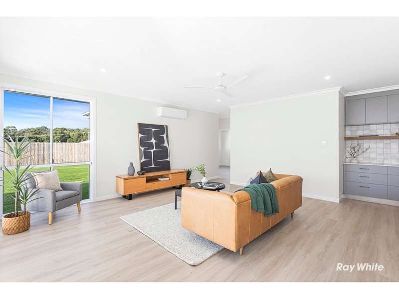 Photo - 17 Wistari Drive, Hidden Valley QLD 4703 - Image 9