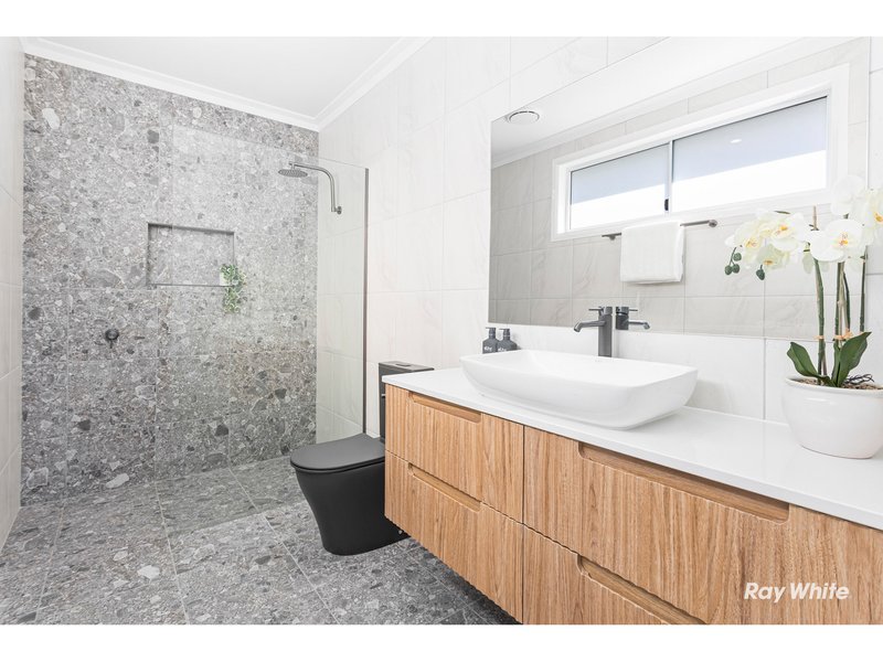 Photo - 17 Wistari Drive, Hidden Valley QLD 4703 - Image 14