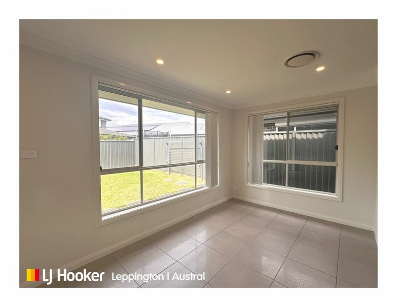 Photo - 17 Wollohan Avenue, Denham Court NSW 2565 - Image 8