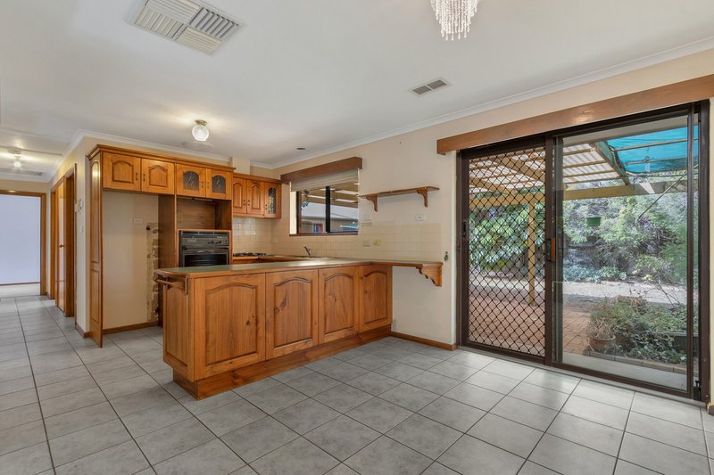 Photo - 17 Woodall Court, Willaston SA 5118 - Image 6