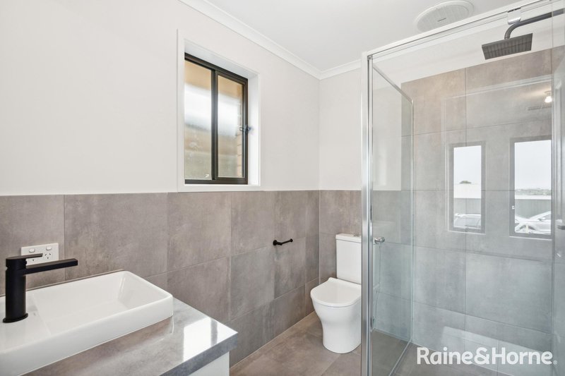 Photo - 17 Woodland Drive, Onkaparinga Heights SA 5163 - Image 4