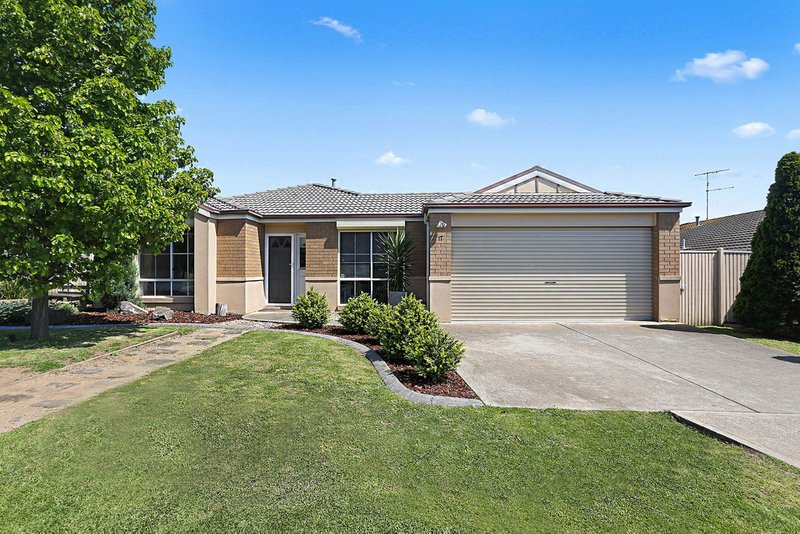 17 Woodvale Court, Bell Park VIC 3215