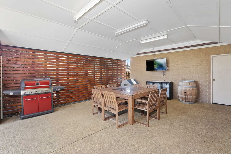 Photo - 17 Woodvale Court, Bell Park VIC 3215 - Image 12