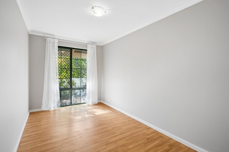 Photo - 17 Wooleen Street, Golden Bay WA 6174 - Image 18