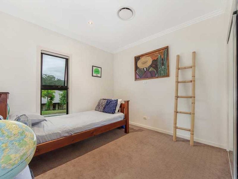 Photo - 17 Worchester Terrace, Reedy Creek QLD 4227 - Image 11