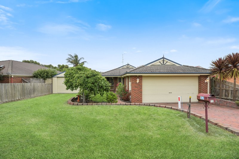 Photo - 17 Wynen Court, Pakenham VIC 3810 - Image