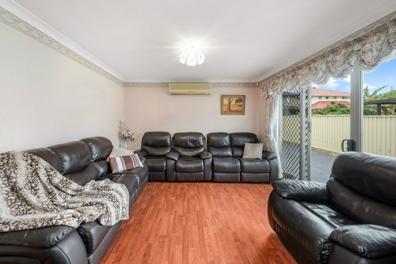 Photo - 17 Wynyard Avenue, Bass Hill NSW 2197 - Image 3