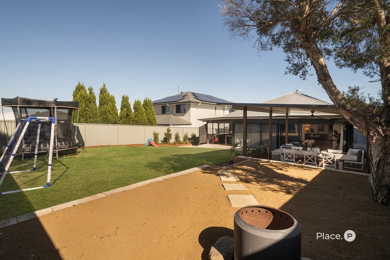 Photo - 17 Zeehan Street, Wavell Heights QLD 4012 - Image 10