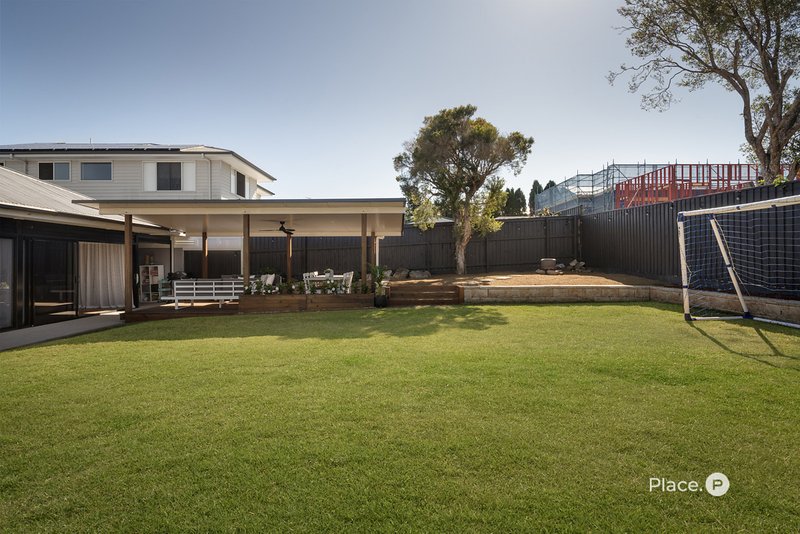 Photo - 17 Zeehan Street, Wavell Heights QLD 4012 - Image 12