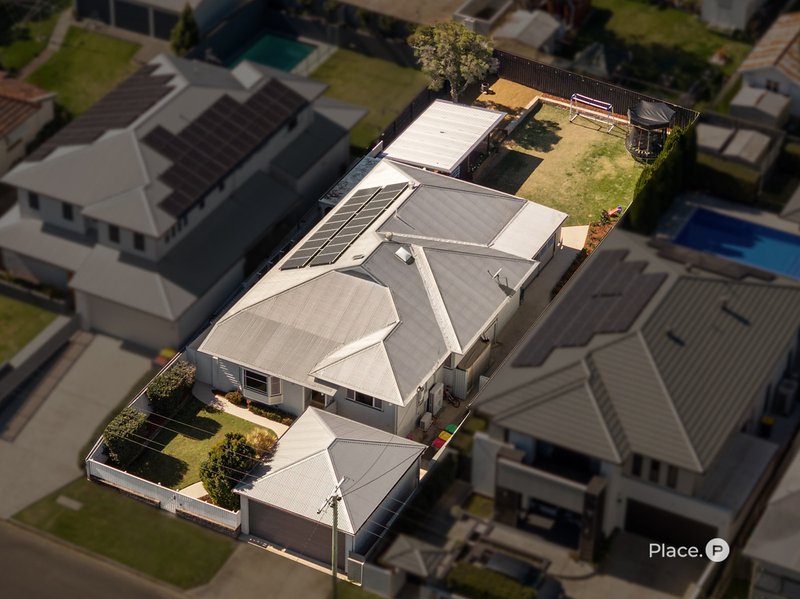 Photo - 17 Zeehan Street, Wavell Heights QLD 4012 - Image 22