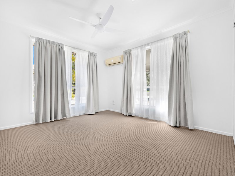 Photo - 1/70-72 King Street, Urangan QLD 4655 - Image 10