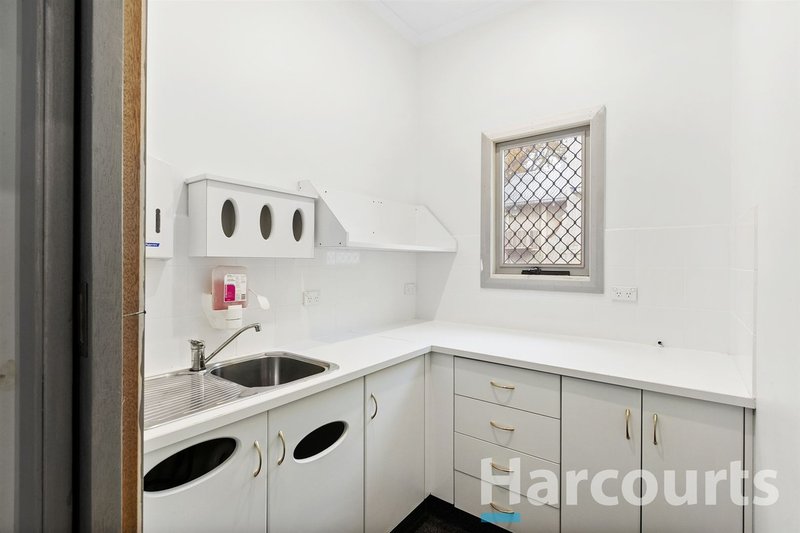 Photo - 170 Albert Street, Sebastopol VIC 3356 - Image 6