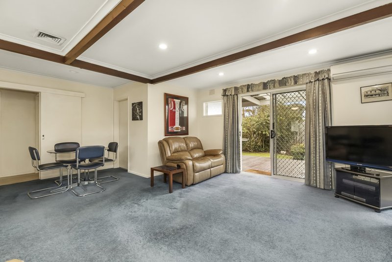 Photo - 170 Brandon Park Drive, Wheelers Hill VIC 3150 - Image 4