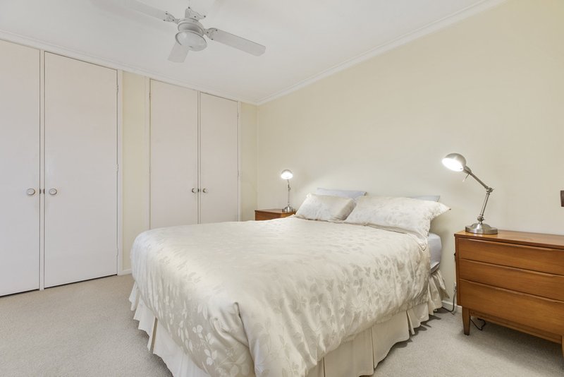 Photo - 170 Brandon Park Drive, Wheelers Hill VIC 3150 - Image 7