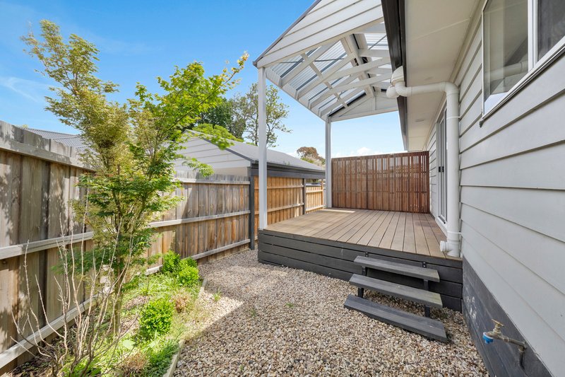 Photo - 1/70 Durham Road, Kilsyth VIC 3137 - Image 12