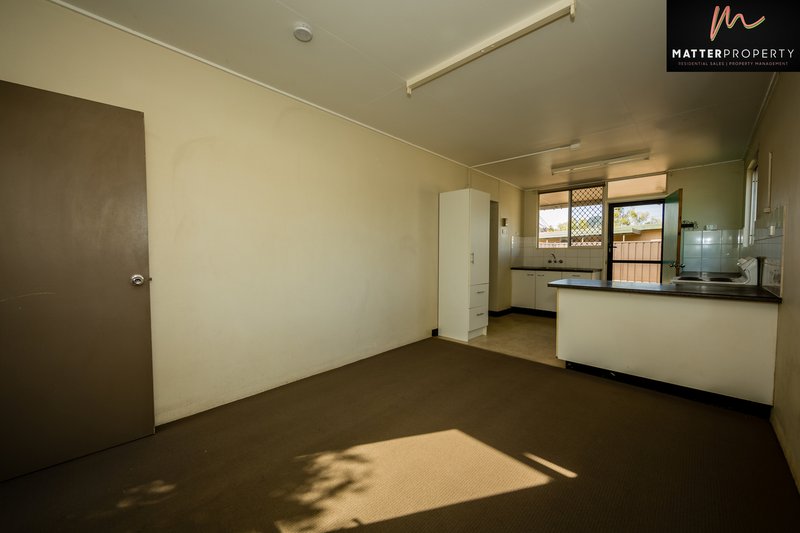 Photo - 1/70 George Street, Mount Isa QLD 4825 - Image 2