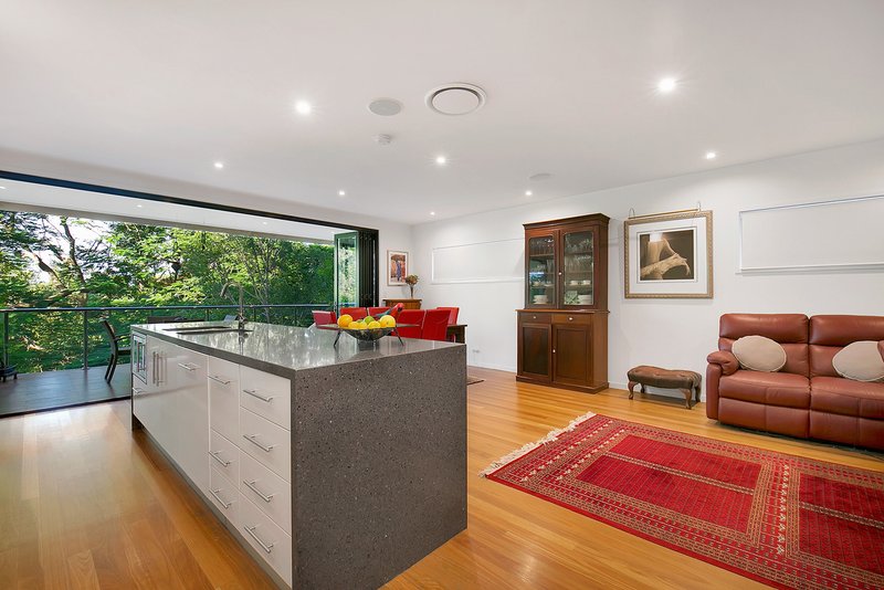 Photo - 170 Jesmond Road, Indooroopilly QLD 4068 - Image 4