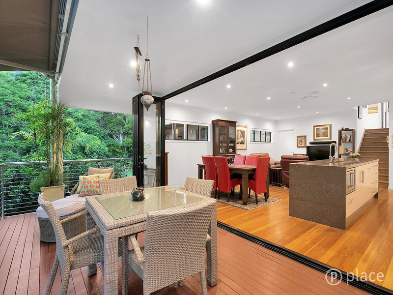 Photo - 170 Jesmond Road, Indooroopilly QLD 4068 - Image 5