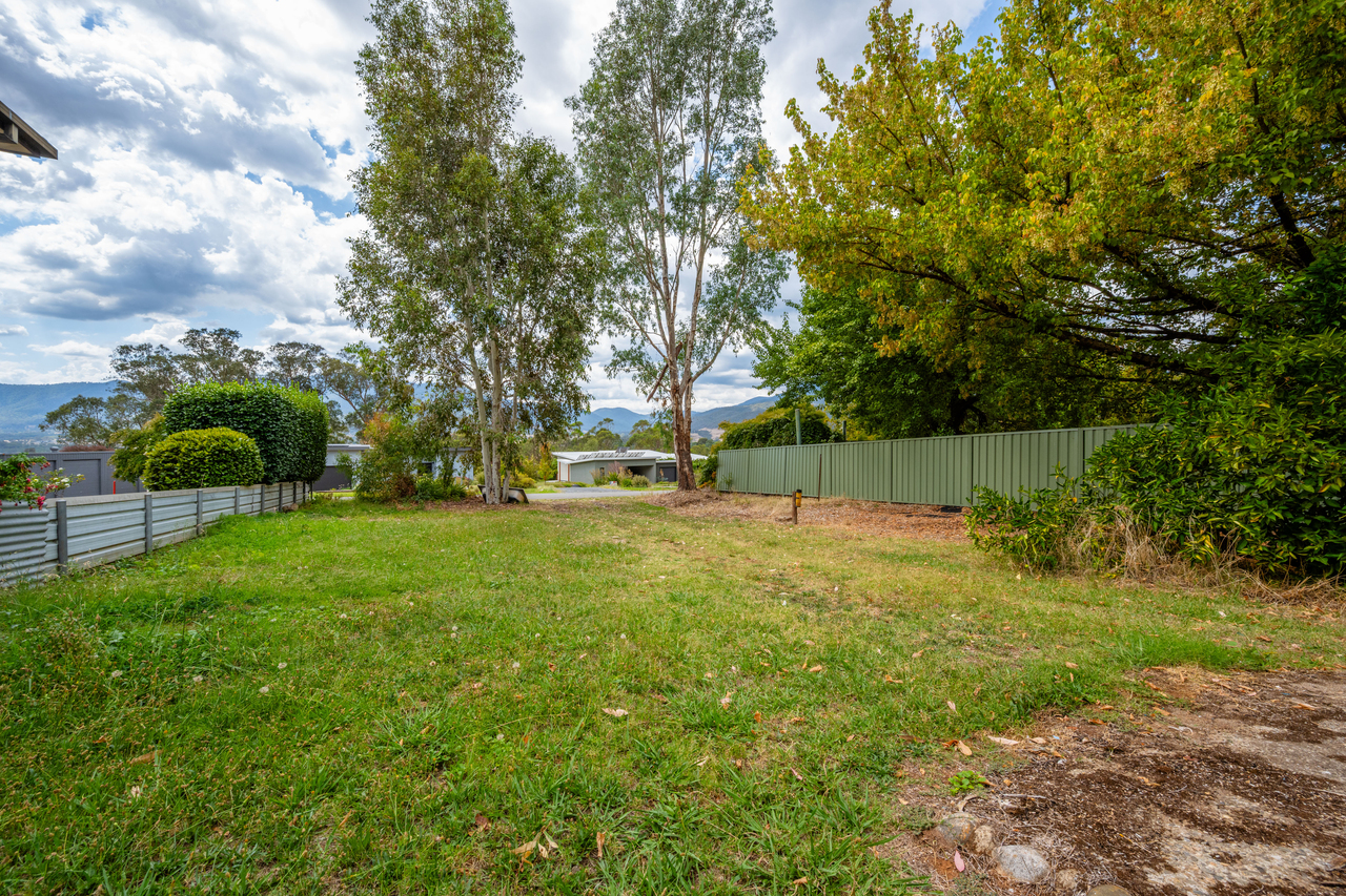 3-bedroom house at 170 Kiewa Valley Highway, Tawonga South, VIC 3698, Alpine, Victoria