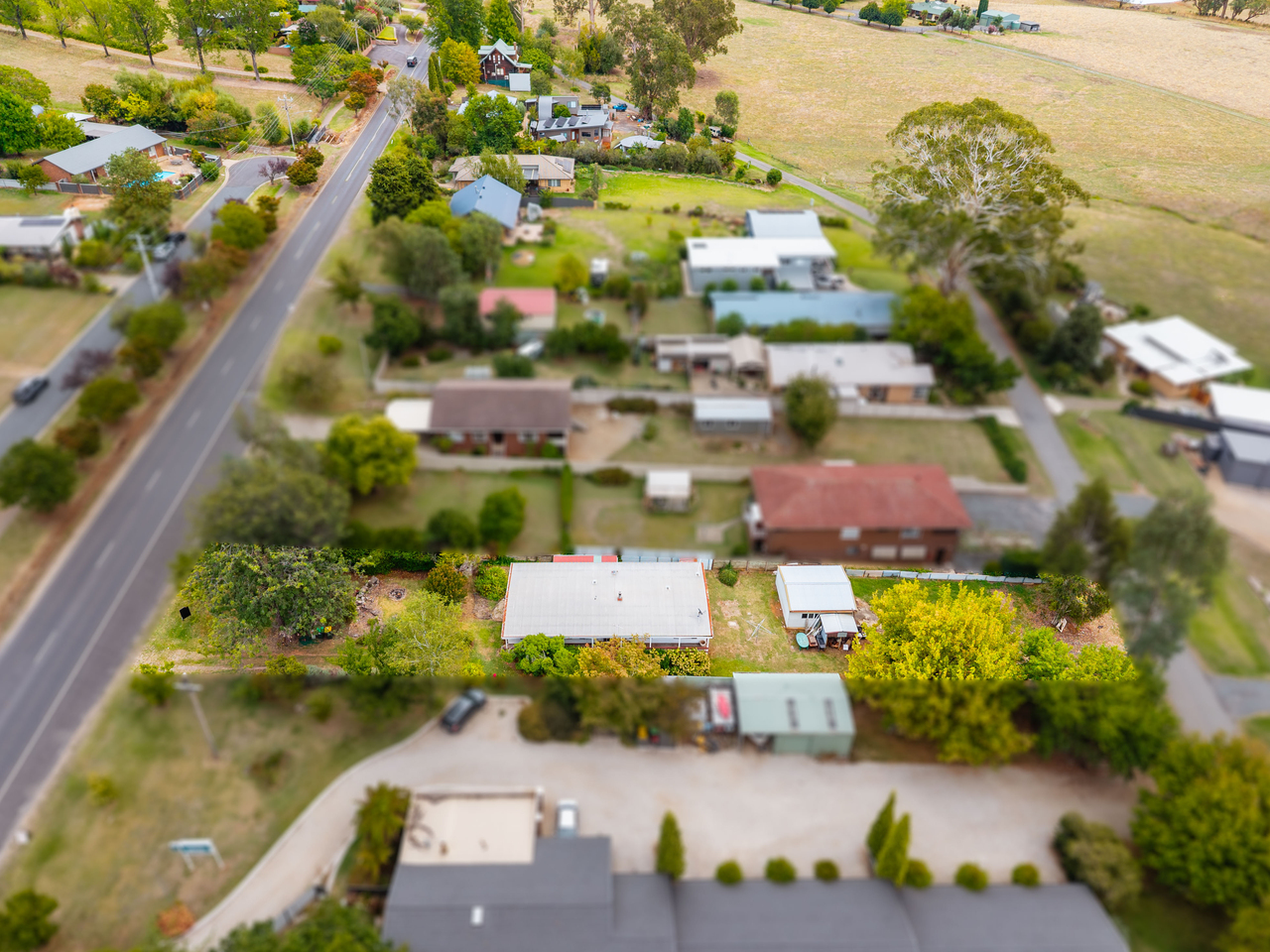3-bedroom house at 170 Kiewa Valley Highway, Tawonga South, VIC 3698, Alpine, Victoria
