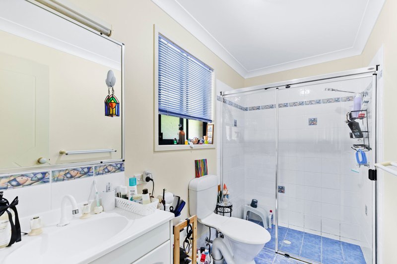 Photo - 170 Kirralee Crescent, Upper Kedron QLD 4055 - Image 9