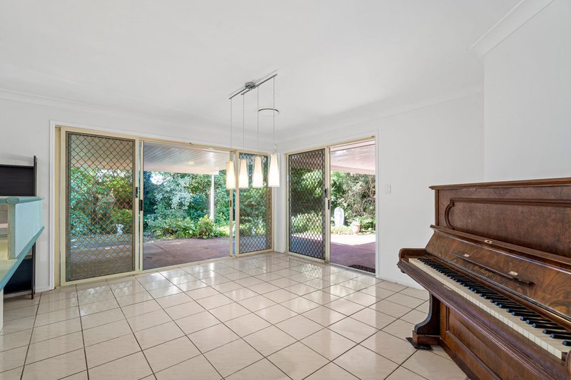 Photo - 170 Mount Warren Boulevard, Mount Warren Park QLD 4207 - Image 10