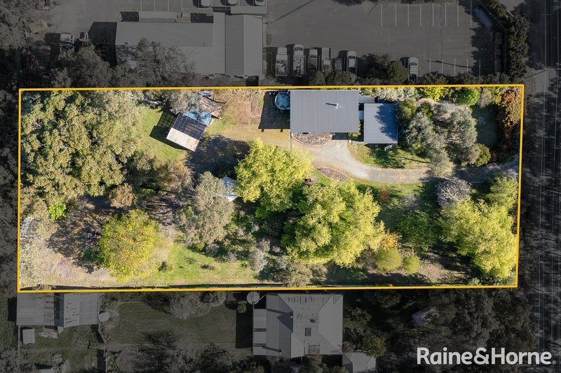 Photo - 170 Onkaparinga Valley Road, Woodside SA 5244 - Image 2