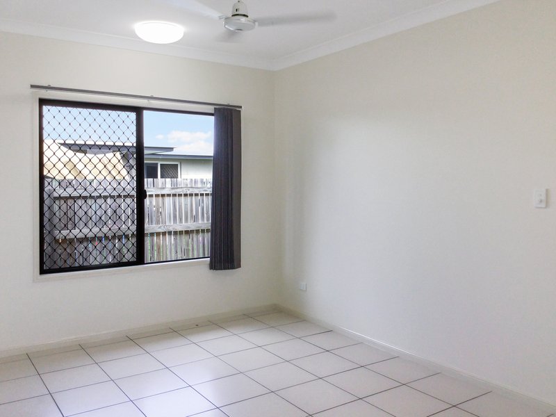 Photo - 170 River Parks Boulevard, Kelso QLD 4815 - Image 6